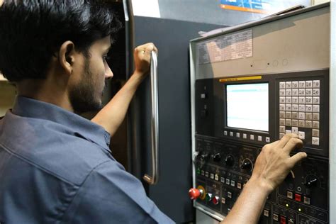 cnc machine maintenance training in delhi|cnc training institute near me.